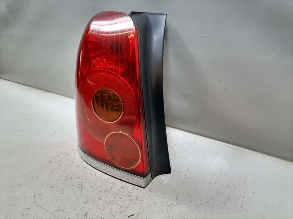 Toyota Avensis T25 original Rücklicht Rückleuchte Schlussleuchte links Kombi Bj.2004